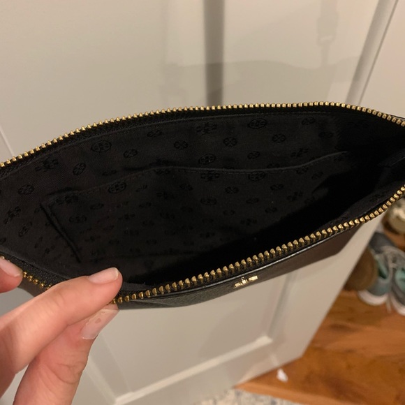 Tory Burch Crossbody - Picture 3 of 4